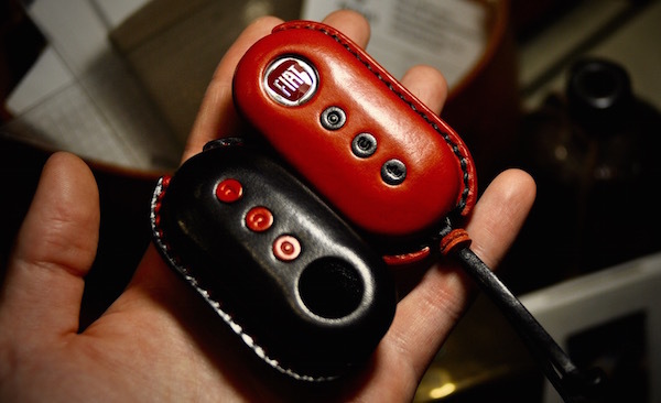 fiat abarth leather key cover_b0172633_19593715.jpg