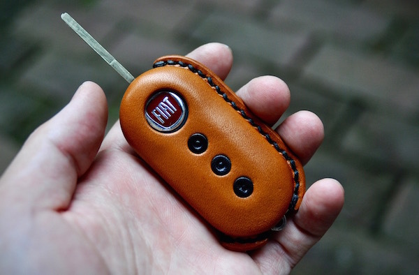fiat abarth leather key cover_b0172633_19593727.jpg