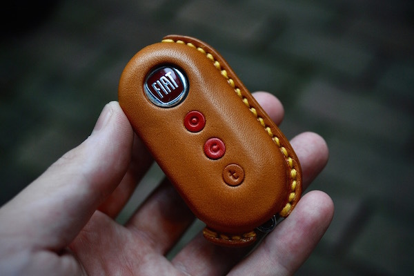 fiat abarth leather key cover_b0172633_19593779.jpg