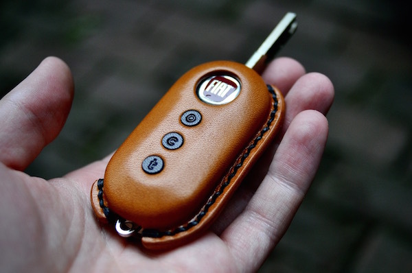 fiat abarth leather key cover_b0172633_19593786.jpg