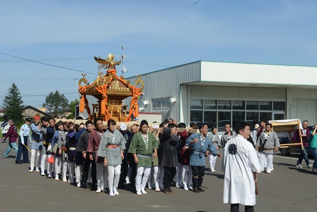 北海道　⑤　端野神社　御大祭　宮出_d0033551_16024847.jpg