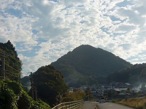 中切富士から秋雲がわく_e0175370_18352361.jpg