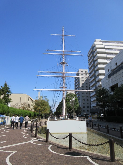 【横須賀歩き】ドブ板通りから三笠公園まで_b0009849_18162875.jpg