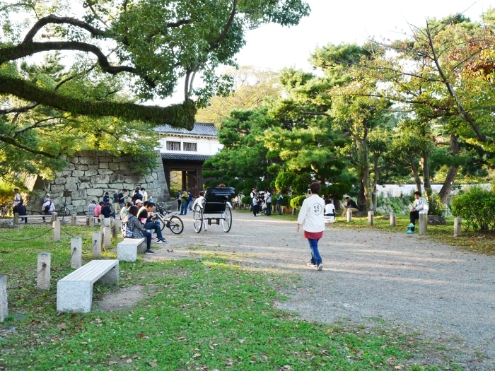 和歌山城で人力車の乗車体験　　２０１８-１０-１８　００：００_b0093754_20570251.jpg