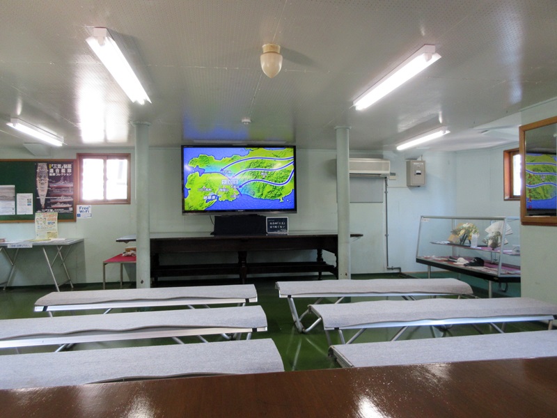 【横須賀歩き】三笠公園の記念艦三笠に乗船_b0009849_1512238.jpg