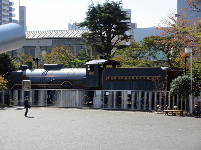 【横須賀歩き】三笠公園の記念艦三笠に乗船_b0009849_1513562.jpg