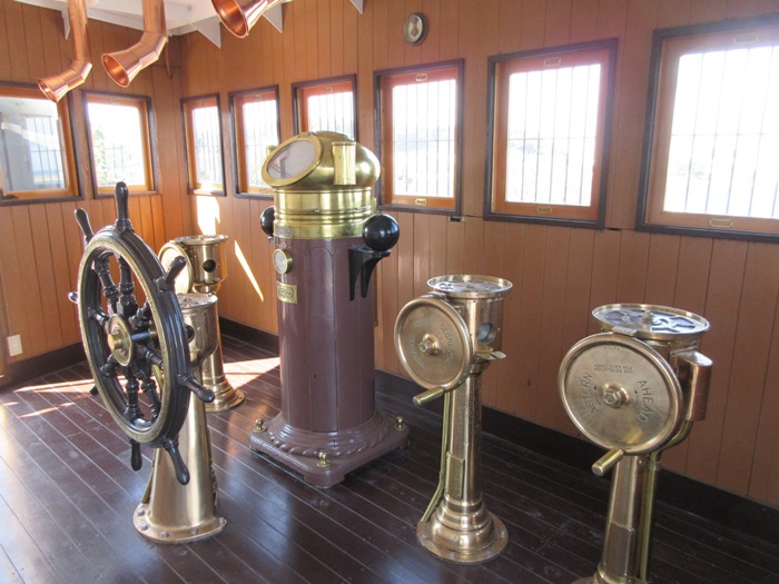 【横須賀歩き】三笠公園の記念艦三笠に乗船_b0009849_15175371.jpg