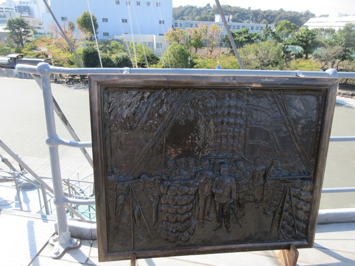 【横須賀歩き】三笠公園の記念艦三笠に乗船_b0009849_1519247.jpg