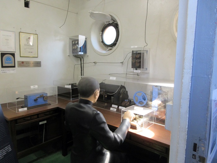 【横須賀歩き】三笠公園の記念艦三笠に乗船_b0009849_1534940.jpg