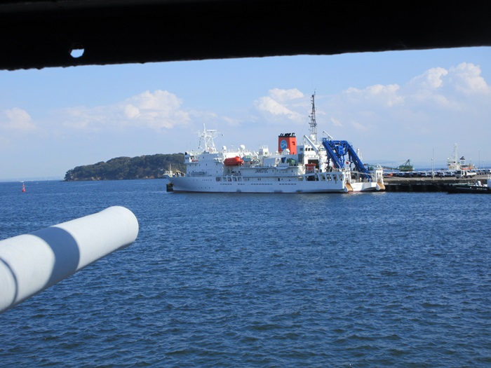 【横須賀歩き】三笠公園の記念艦三笠に乗船_b0009849_1581968.jpg