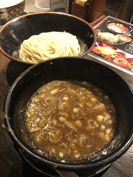 驚きのおいしさ!ダシご飯がつく新大阪のおいしいつけ麺(ラーメン)店「時屋」食べログ3.5以上_e0171573_209398.jpg