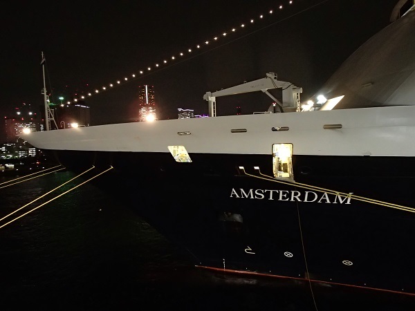 Good-bye Ms Rotterdam, Ms Amsterdam...._f0392779_22485718.jpg