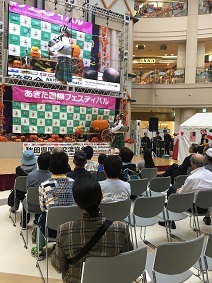 あきた国際フェスティバル2018_a0265401_10002284.jpg
