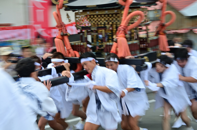 平成終う秋祭り(七)　男の世界 みこし_e0362418_18151073.jpg