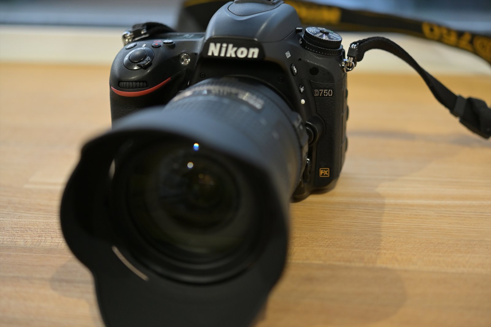 は*る様 Nikon D750 バッテリー2個 シャッター数25000回程 は*る様 Nikon D750 バッテリー2個 シャッター数25000回程