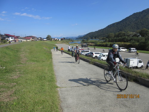 f0279343_02032232.jpg