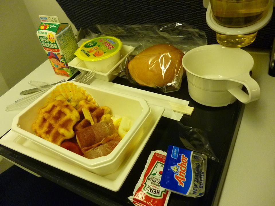 機内食_f0008510_14383334.jpg