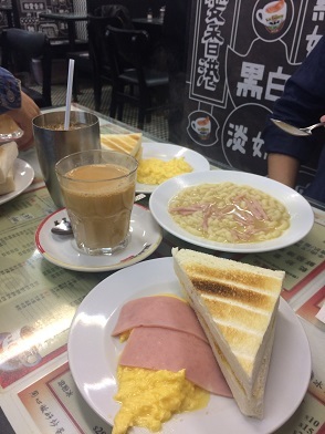 ピンポイント狙いで行く香港朝食☆Capital Café in Hong Kong_f0371533_14465149.jpg