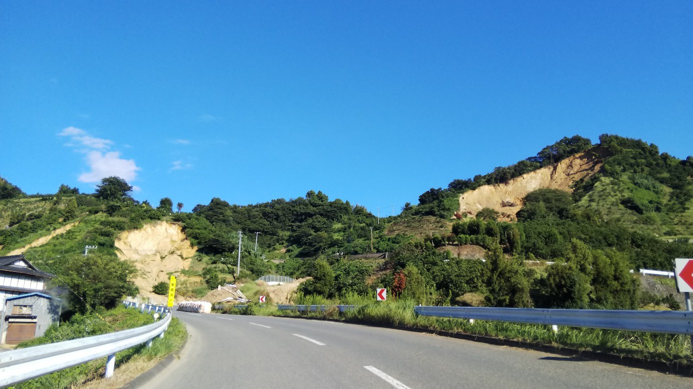 f0347942_12360217.jpg