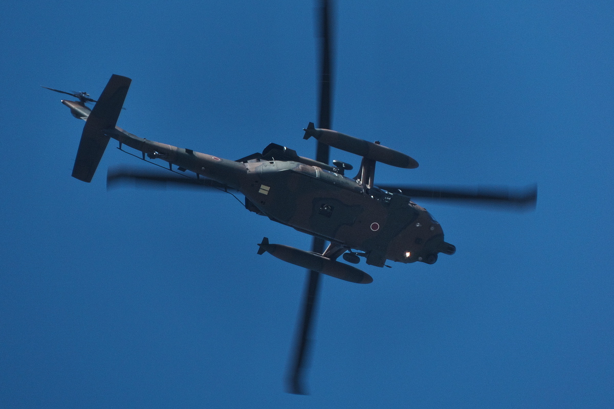 2018観閲式狂騒曲（その1）～訓練飛行に向かうヘリ大編隊が自宅上空を通過～_d0137627_22103052.jpg