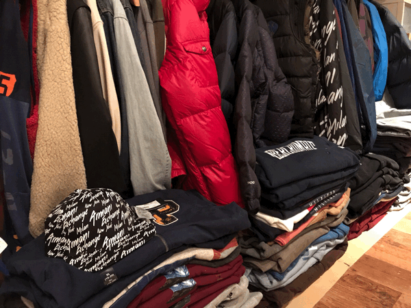 アメリカ買い付け&#127482;&#127480;第2弾が到着！_b0139233_18352647.gif