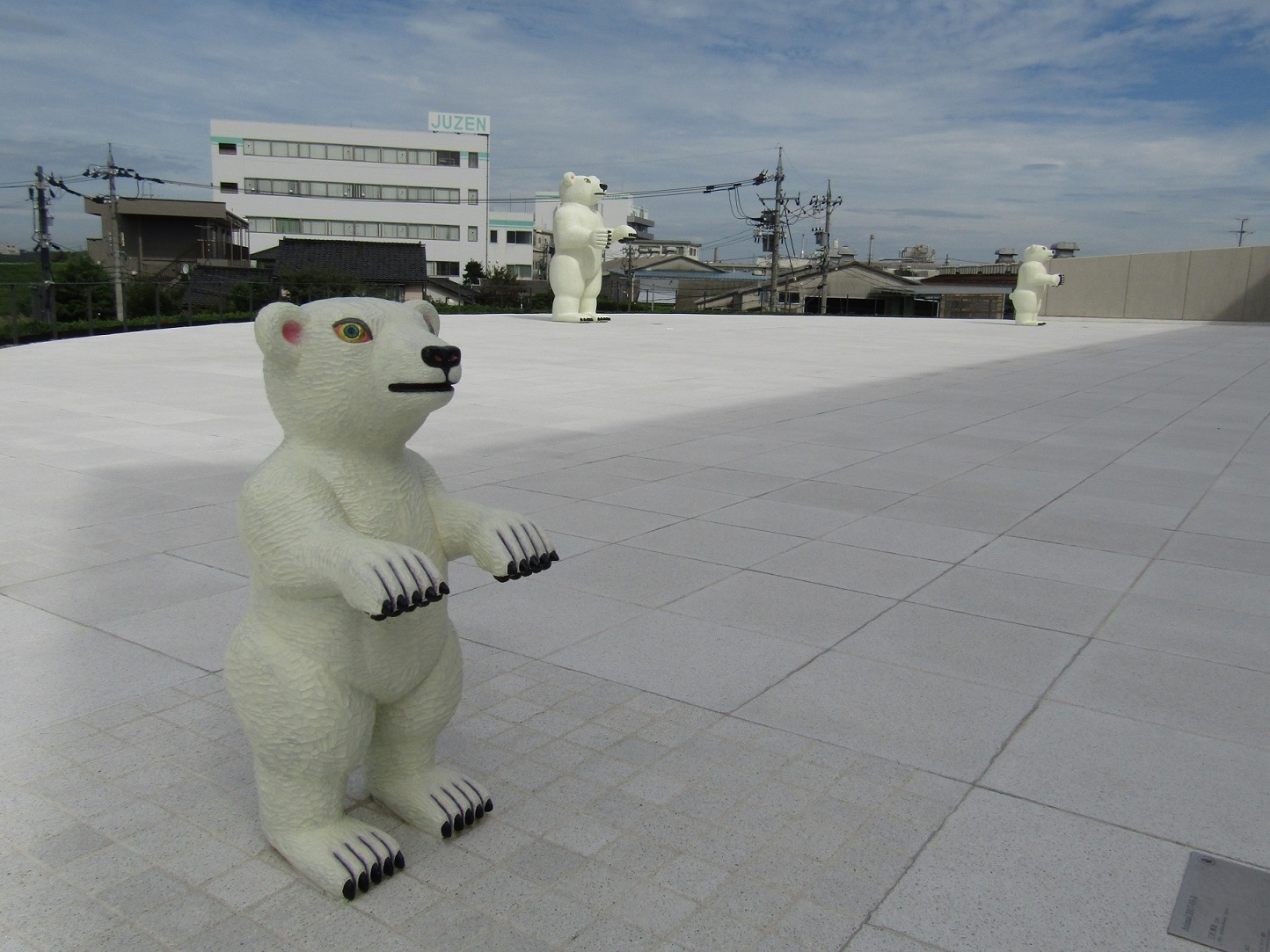 秋こそ!　アートを巡るドライブ<県東部編①>_f0281398_23100437.jpg