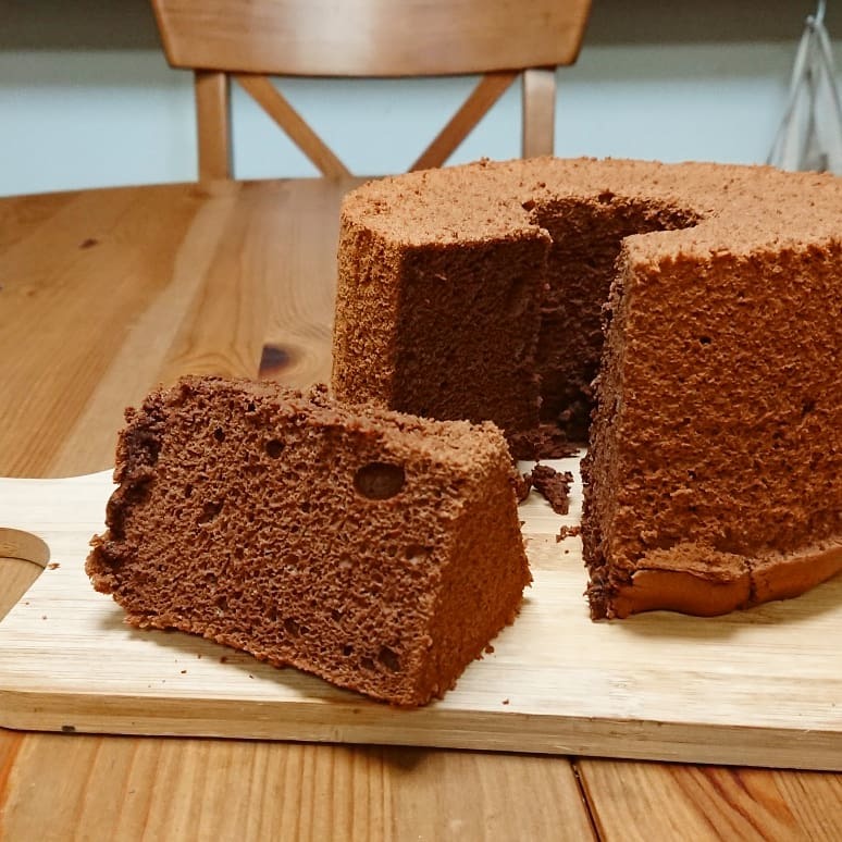 生チョコシフォン、やっと成功🎵_a0113430_08112971.jpg