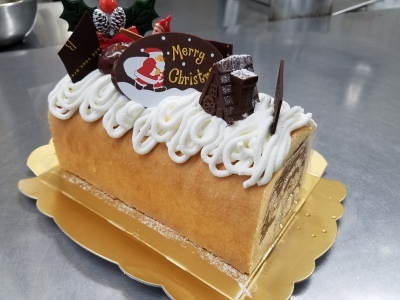 今年のクリスマスケーキは・・・_a0171984_18052675.jpg