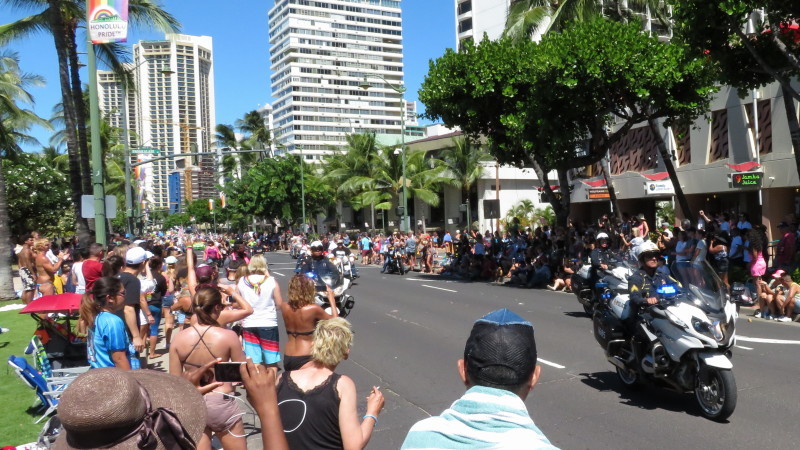 HONOLULU PRIDE PARADE_d0366725_11592742.jpg