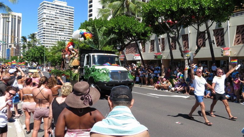 HONOLULU PRIDE PARADE_d0366725_11594855.jpg