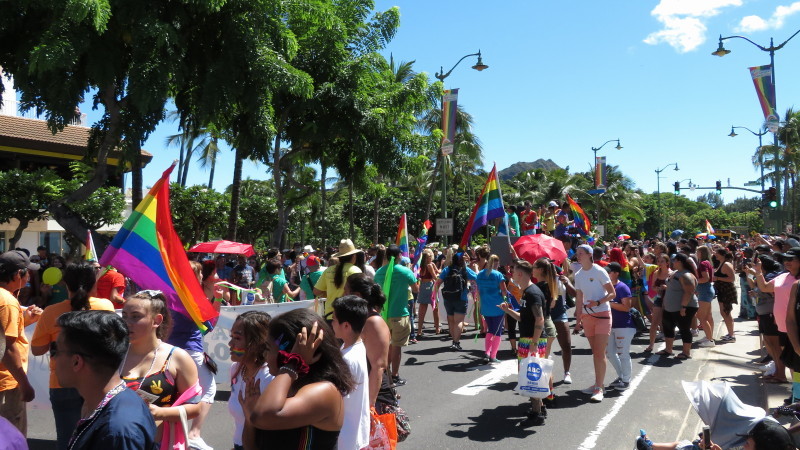 HONOLULU PRIDE PARADE_d0366725_12002612.jpg