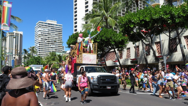 HONOLULU PRIDE PARADE_d0366725_12013402.jpg