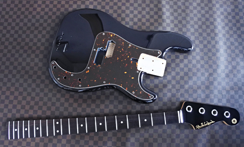 左用を含むGuitar × 3種とBass × 3種の塗装が完了です。_e0053731_15461593.jpg
