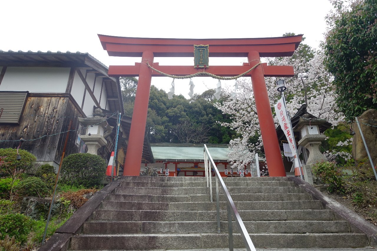 粉河産土神社 レトロな建物を訪ねて 粉河産土神社 レトロな建物を訪ねて