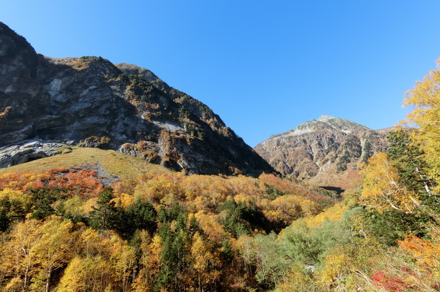 b0358575_02241911.jpg