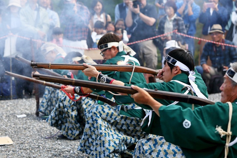 長浜火縄銃大会 ゲ ジ デ ジ 通 信 長浜火縄銃大会 ゲ ジ デ ジ 通 信