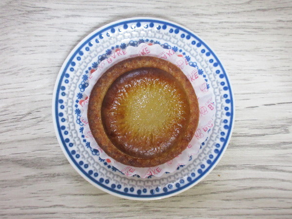 BAKE CHEESE TART(ベイク チーズタルト)池袋店_c0152767_21581101.jpg