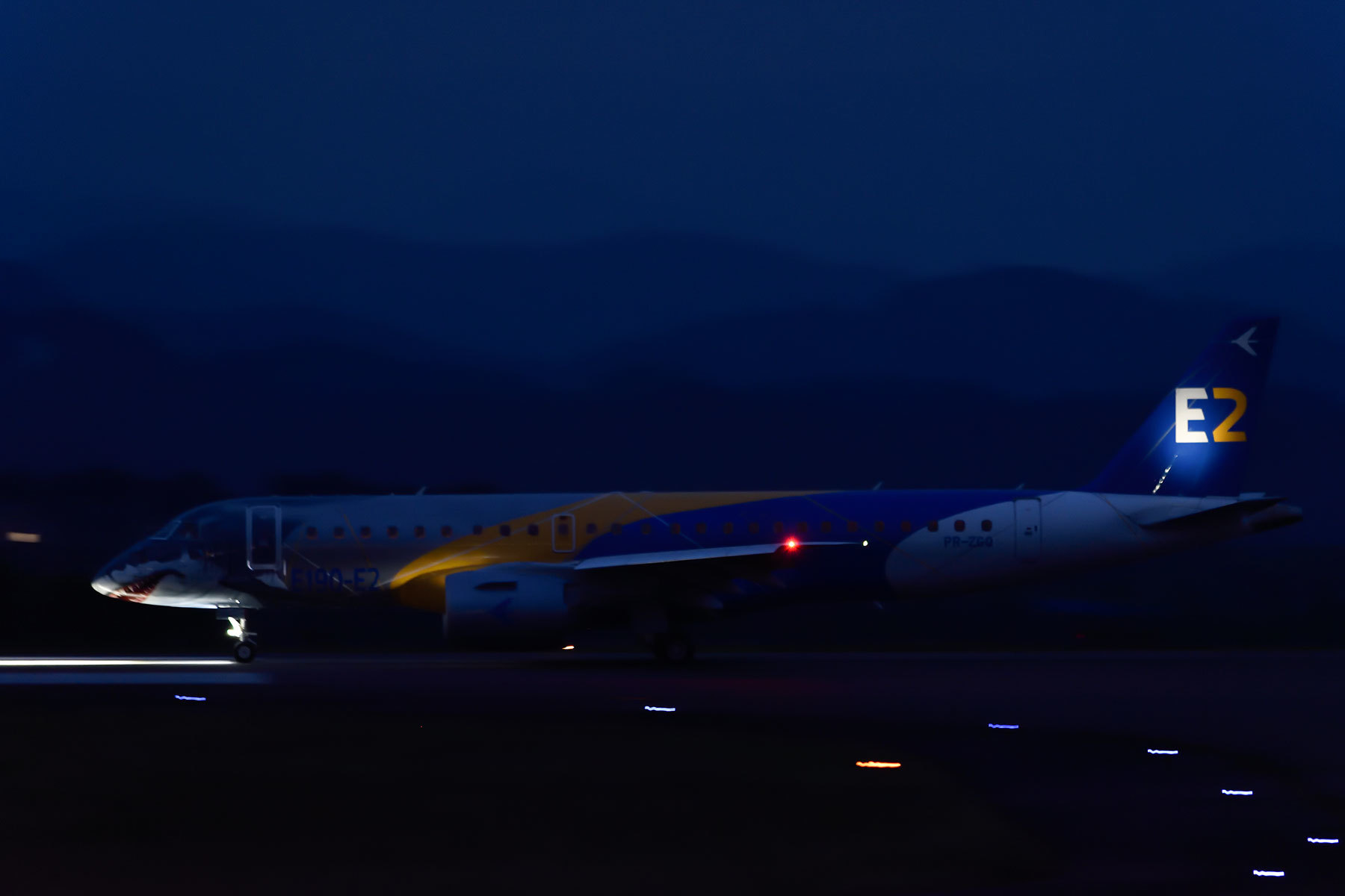 Embraer E190 E2 Pr Zgq アジアワールドツアー In 静岡 後編 Sky Lounge Garden Transporter Side