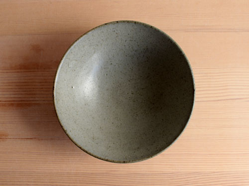 福永芳治さんの手ごろなサイズの鉢たち。_a0026127_15220586.jpg