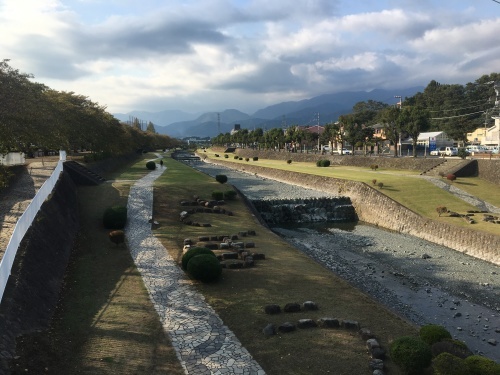 b0330040_11151045.jpeg