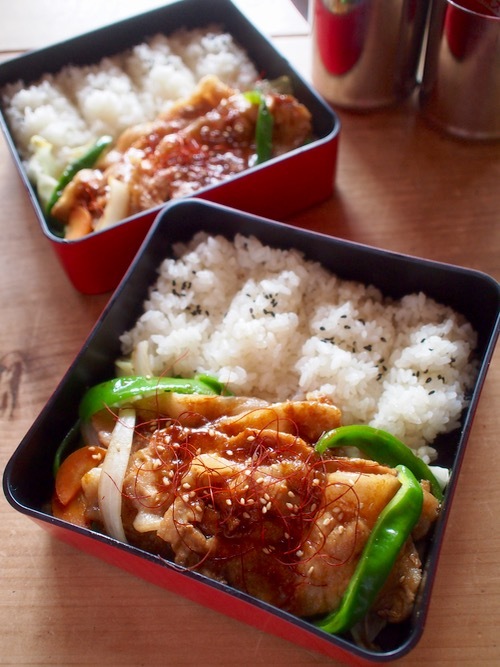 10/23（火）　豚肉の生姜焼き弁当_e0090469_09103666.jpg