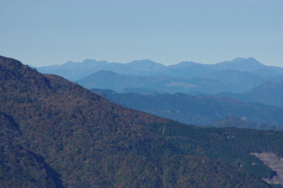 No 163  快晴の次郎笈紅葉めぐり（2018年10月21日）_d0341514_10195621.jpg