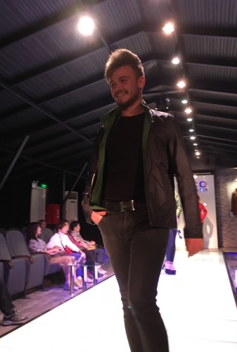 b0301568_16103103.jpeg