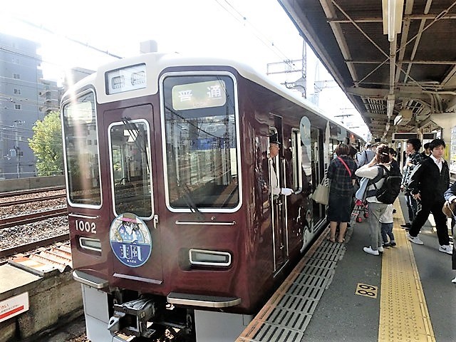 藤田八束の鉄道写真@鉄道写真を撮る若者たちに列車のこと、鉄道のことを教えてもらう・・・若くなります_d0181492_20091759.jpg