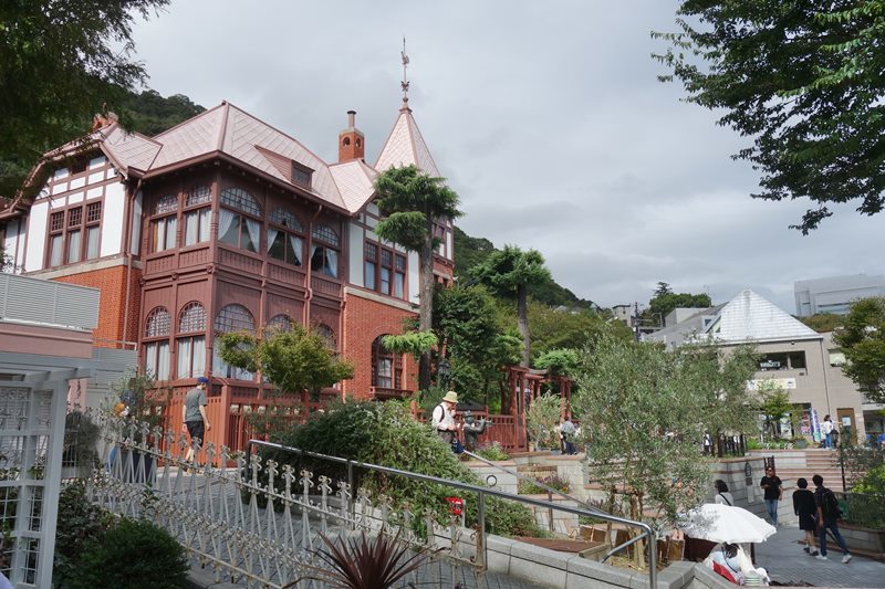 秋の女二人関西旅 北野異人館街さんぽ ラ テラス北野で神戸牛ランチ Life Is Delicious 秋の女二人関西旅 北野異人館街さんぽ ラ テラス北野で神戸牛ランチ Life Is Delicious