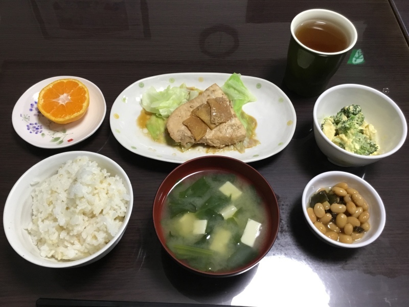 ひまわり荘&#127803;夕食&#127803;カジキマグロの生姜焼き ブロッコリーと卵のサラダ 昆布豆 味噌汁 &#127818;_c0357519_17562224.jpeg