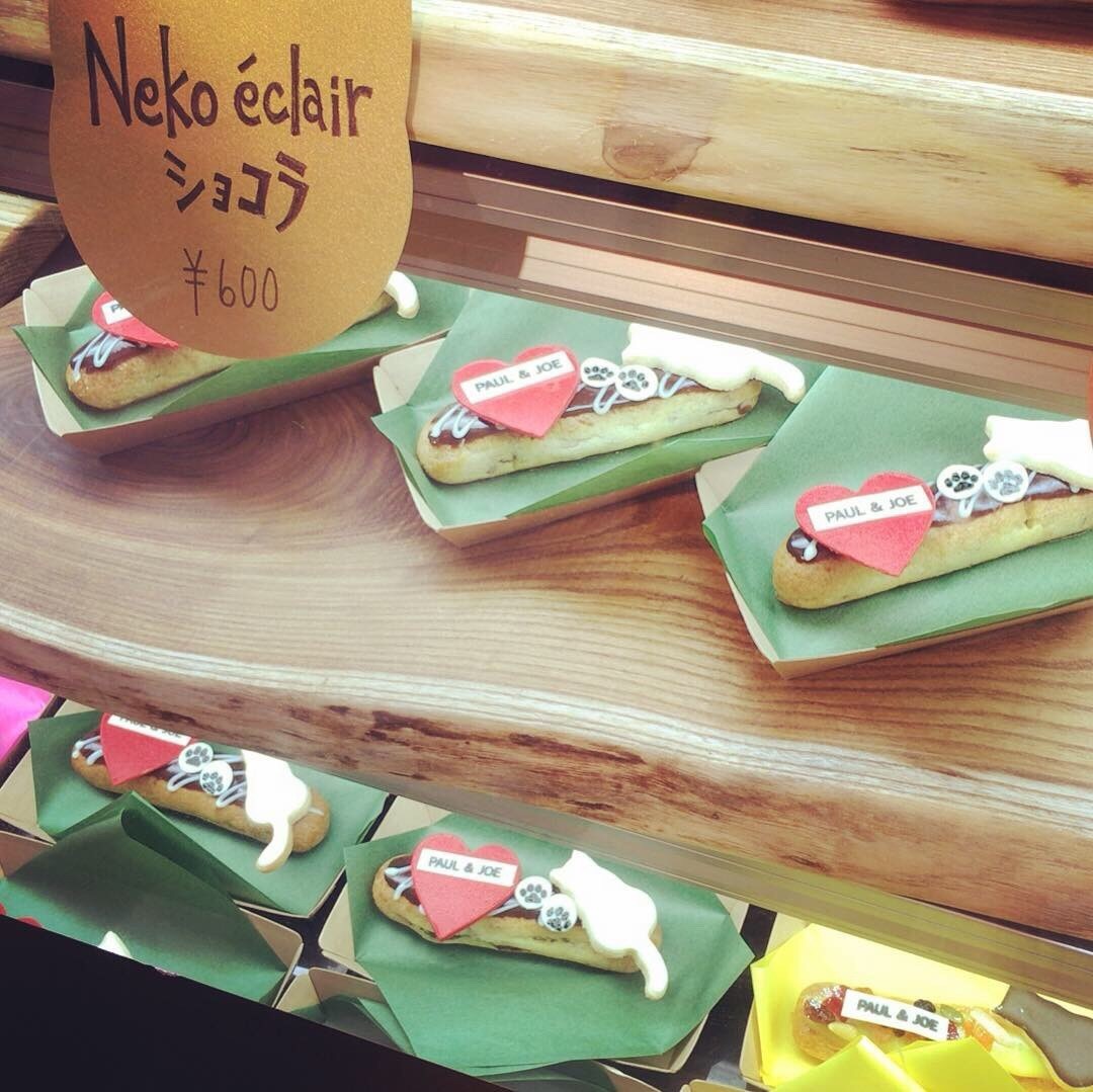 期間限定 Neko Cafe に行きました。_a0021523_09263166.jpg