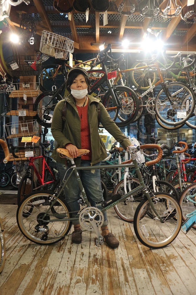 10月25日 渋谷 原宿 の自転車屋 FLAME bike前です_e0188759_19592335.jpg