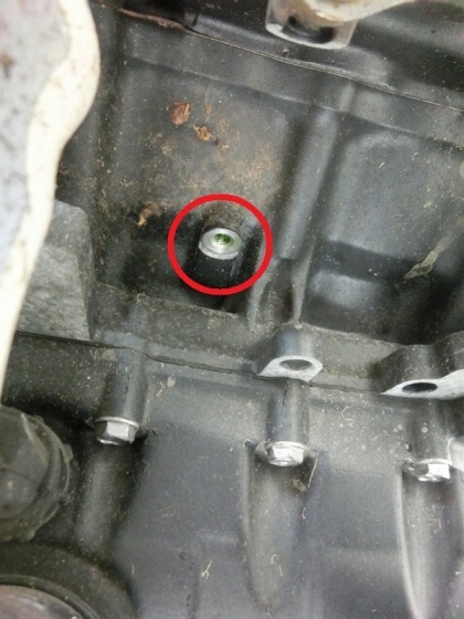 NC700Sのエンジン冷却水（クーラント）を交換_e0045768_22185984.jpg