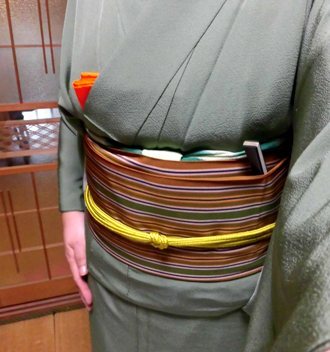 お茶会 正統派(?)きもの_a0236300_10461926.jpg